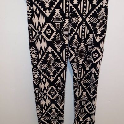 VICTORIA SECRET PINK COTTON HIGH WAIST ANKLE LEGGING sz S black white geo Aztec