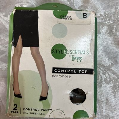 Leggs Sheer Toe Pantyhose Control Top Sz. B.