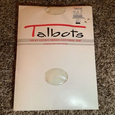 Talbots sheer control top pantyhose, color vanilla, size: C