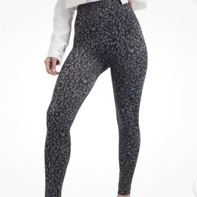 Spanx Look at me Now Seamless Leggings Cheetah Leopard Print Gray Size 2x