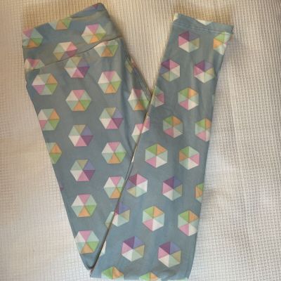 New Woman’s LuLaRoe Powder Blue Pastel Color Hexigon Geo Pattern Leggings OS