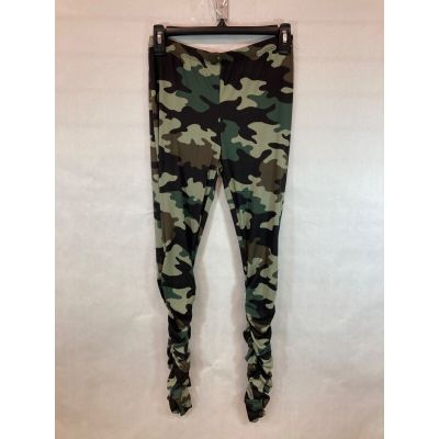 NWOT - Womens Camo Fashion Leggings - Arabella