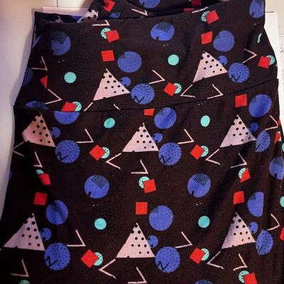 TC LuLaRoe Tall & Curvy Leggings.