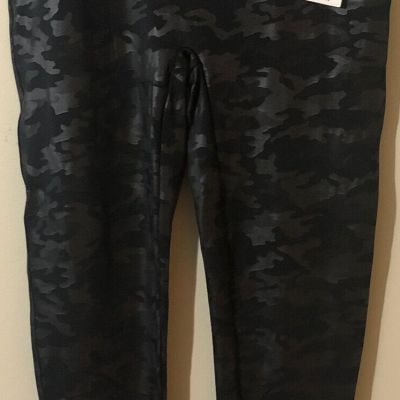 Spanx Womens Faux Leather Camo Leggings Black/Gray Plus Sz 3X New