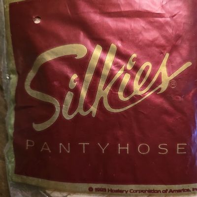 Vintage 1990's Silkies Total Leg Control Pantyhose 349 Medium-Off White- G5