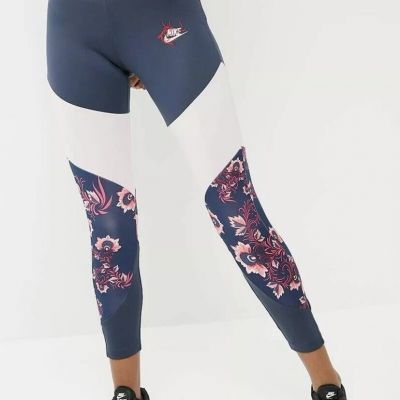 Nike Sportswear Essential Floral Printed Legging Women's Size M 921644-471 NSW