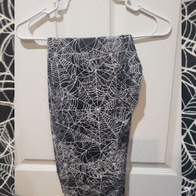 TC2 PLUS SIZE 20-26 LULAROE LEGGINGS NWOT HALLOWEEN SPIDERWEBS  WHITE BLACK