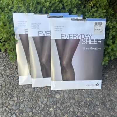 Nordstrom Everyday Sheer Control Top Pantyhose 3 Pair Size C Black and Beige