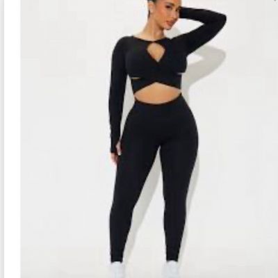 Fashion Nova Joyous Ruched Legging Set Size XL in Black