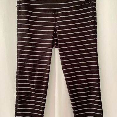 Athleta Striped Workout Cropped Leggings Women Black & Gray SizeM MeDiUM