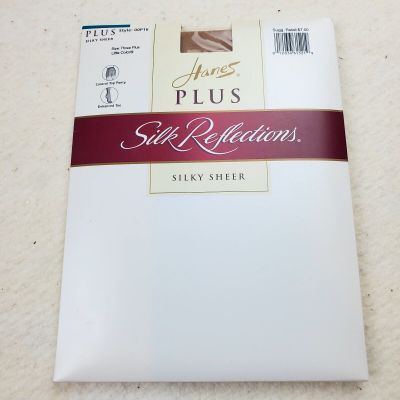 Hanes Plus Silk Reflections Pantyhose Silky Sheer 3X Control Top Reinforced Toe