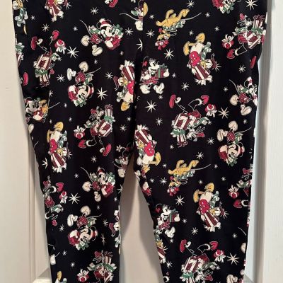 NWOT Torrid Plus Size 4 4X Disney Mickey & Friends Christmas Presents Legging