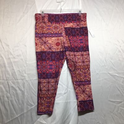 Terra & Sky  NEW Woman's PLUS Capri legging's size 1X~purple/peach/pink floral