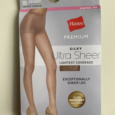 Hanes Ultra Sheer Pantyhose S Small Nude 2 Pair Hosiery Exceptionally Sheer New