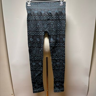 Shosho Leggings Size M/L