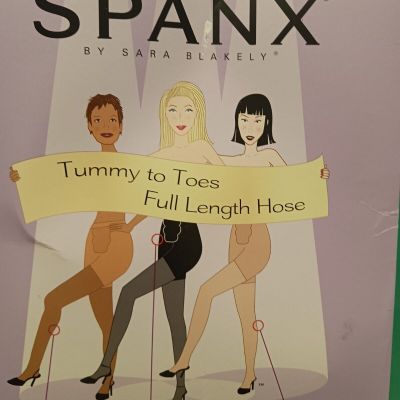 SPANX All The Way woman's NUDE color SUPER CONTROL pantyhose Size D