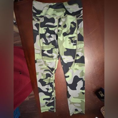 Zyia active medium Camouflage Leggings woman's. Sports yoga exercise running