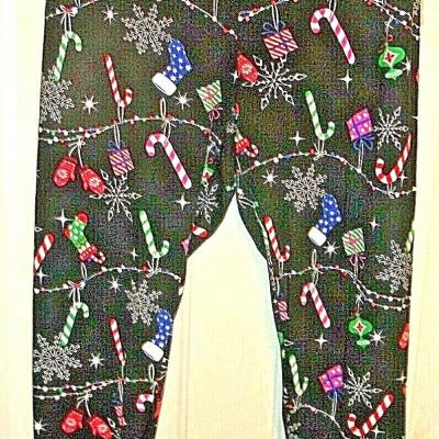 Merry & Bright Brushed Leggings Candy Canes Ornament Presents & More 2X NEW