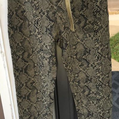 DG2 Diane Gilman XS Olive Green Snake Print Leggings Style 548318 NWT 05