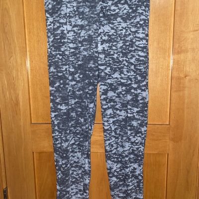 Torrid women’s black and gray leggings size 1