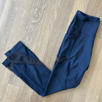 Lululemon Cropped Mesh Panel Black Luxtreme Leggings 4 $128 Rare Style