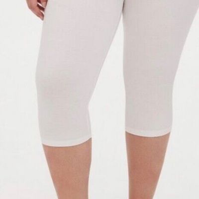 Torrid Women's Plus Size 1 (14 - 16) L Cloud Dancer Crop Off White Leggings NWT