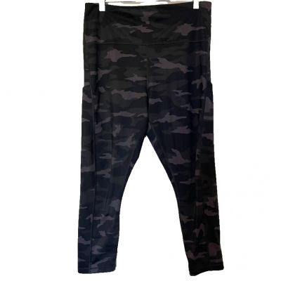 Athleta Women's Legging  1X Black Gray Ultimate Camo 7/8 Tight Gym Workout