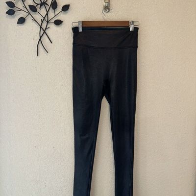 Serra Faux Leather Leggings / Wet Look Leggings Size Small