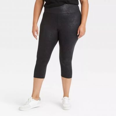 Women's Plus Size High-Waisted Liquid Shine Capri Leggings - 3X Black - NEW