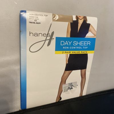 Hanes Day Sheer Non-Control Top Style OG099 Size cd New 2 Pair Travel Buff