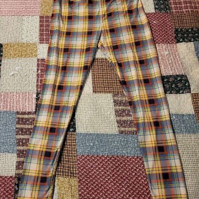 TC LuLaRoe Leggings Plaid   Rare Tall And Curvy