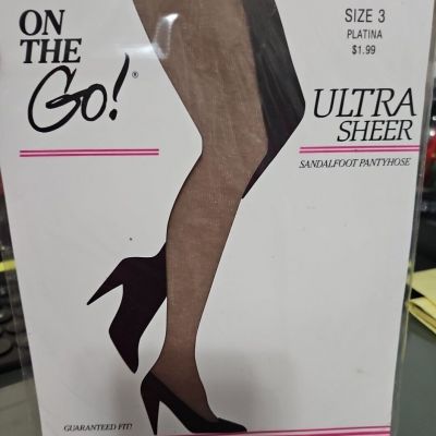 On The Go! Ultra Sheer Sandalfoot Pantyhose Platina Size 3