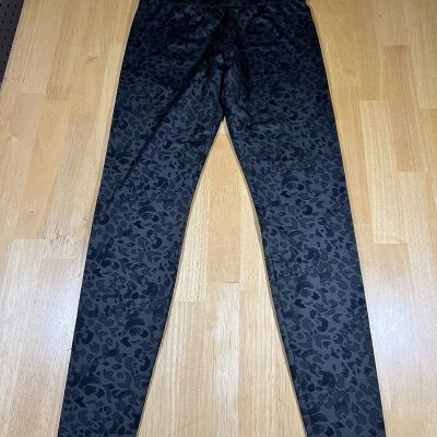 CAbi Leggings Size Small Leopard Safari Print Style 3212 Black Gray Stretch