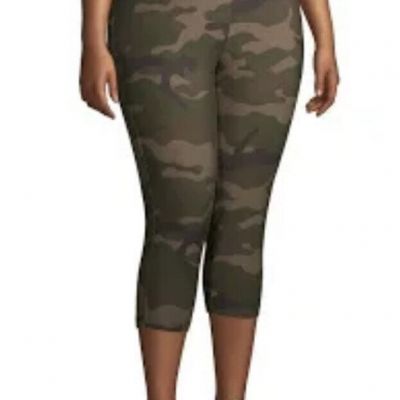 Terra & Sky Plus Size Soft Camouflage Capris  2X (20W-22W) NWT