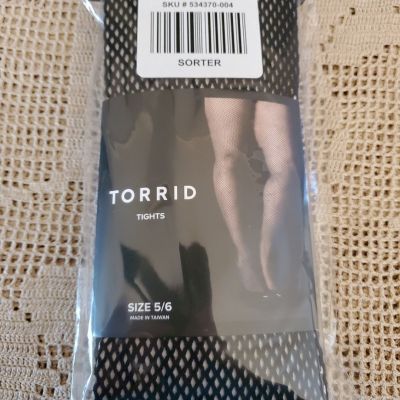 TORRID FASHION BLACK SPANDEX FISHNET FOOTED TIGHTS PLUS SIZE 5/6