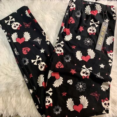 Plus Skull Black Hot Pink Leggings Fits Sizes 12-18 NWT