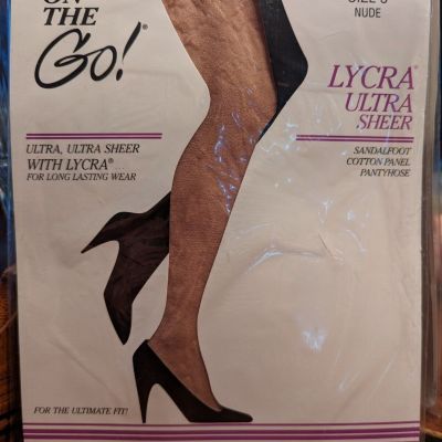 On The Go! Ultra Sheer Control Top Pantyhose In Nude 3  Up To  6'  &  195 Lbs.