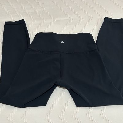 Black Lululemon Size 6 Full Length Leggings, Only Worn A Couple Times, No Flaws