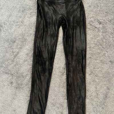 Spanx Leggings Women's Size Small Black Faux Leather Stretch Seamless