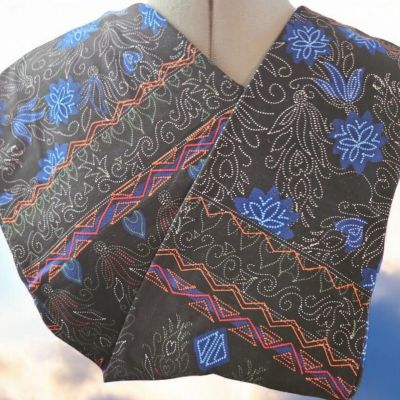 LuLaRoe Leggings Black W/ Blue Red Orange Geometric Design Size TC