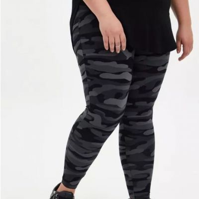 Torrid full length signature waist premium leggings size 4 (4x) (Label 57)