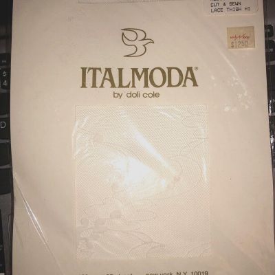 Bridal White ITALMODA by Doli Cole Lace Thigh High Laurie #528 SZ Medium NIP