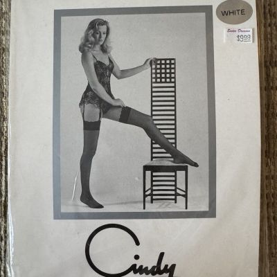 Cindy Ultra Sheer Lace Top White Thigh High Stockings One Size Nylon England NEW