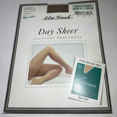 Nice Touch Day Sheer Pantyhose All Nylon Regular Panty Sandalfoot Size C Taupe