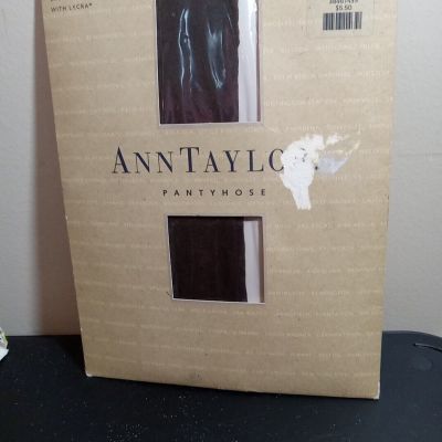 Ann Taylor Pantyhose Medium Bark Sheer Control Top Sixe B