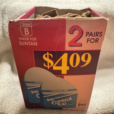 Vintage L'eggs Regular Pantyhose SUNTAN 2 Pairs Size B New Open Box