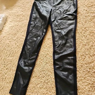 Chicos size 0 faux leather leggings on front only