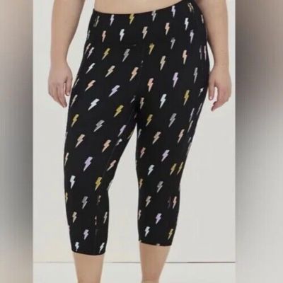 Torrid Active Lightning Bolt Black Cropped Leggings Size 0 EUC