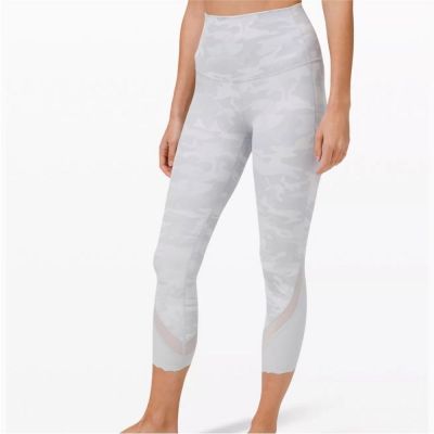 Lululemon Wunder Under Scalloped Hem High-Rise Crop in Camo White/Gray Size 14