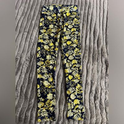 NWOT LuLaRoe ONE SIZE OS Leggings Navy Blue yellow gold Floral Print Soft